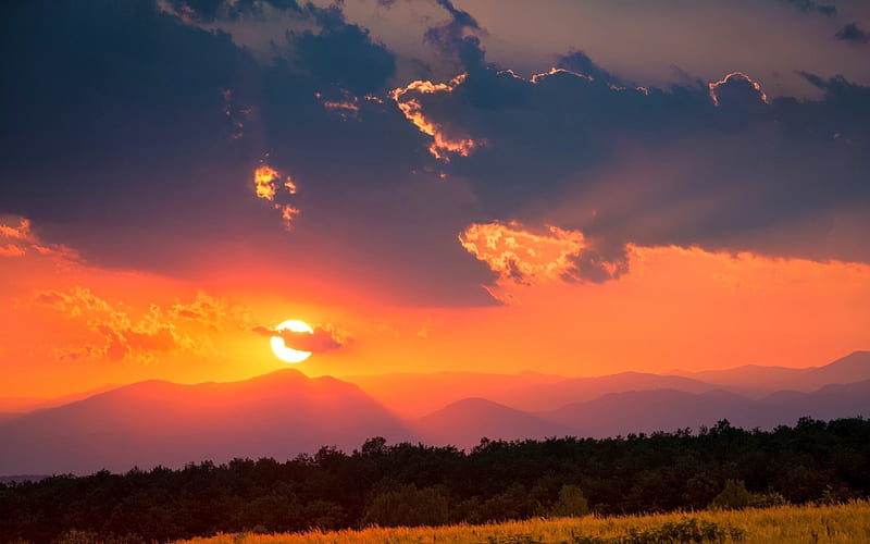 Beautiful Carpathian Mountains, Romania, sun, mountains, romania, bonito, nature, carpathian, sunset, sky, HD wallpaper