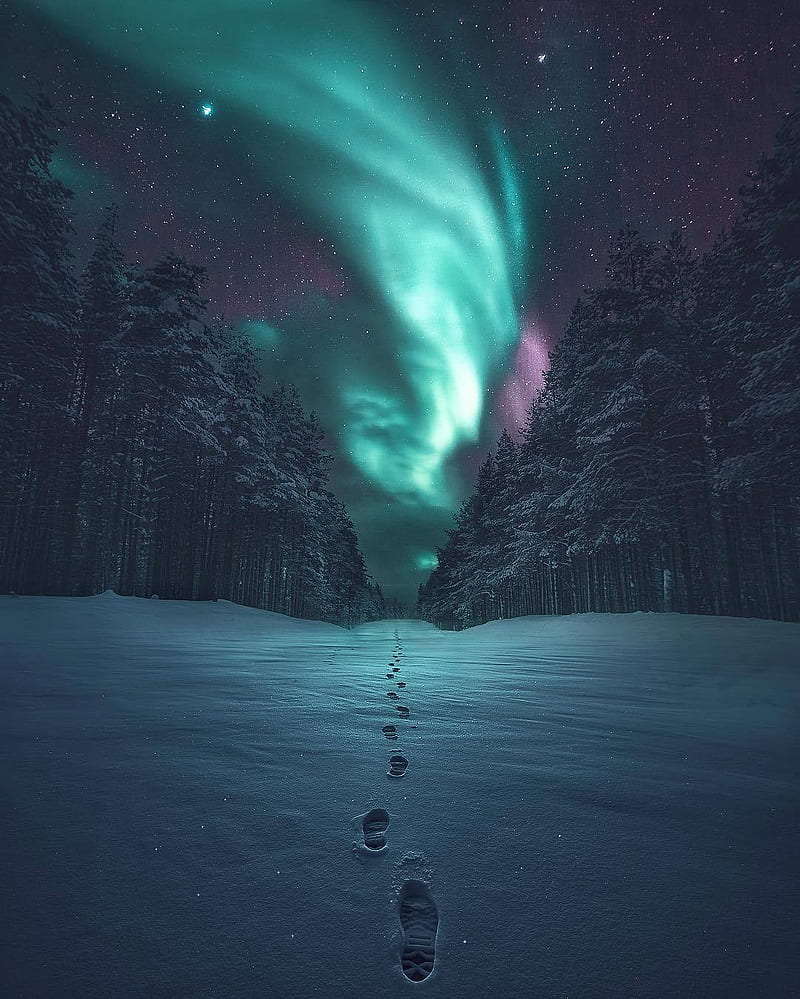 Aurora Borealis, aurora, footsteps, galaxy, snowy, HD phone wallpaper