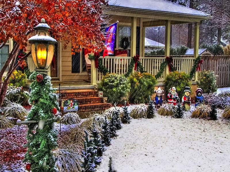 Winter Welcome, gnomes, christmas, snow, home, lamppost, winter, HD wallpaper