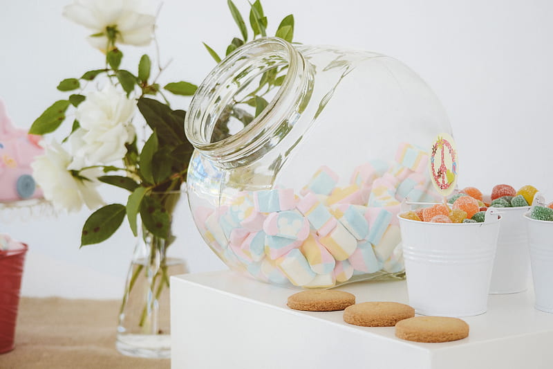 clear glass candy jar with jelly candies nea clear glass vase, HD wallpaper