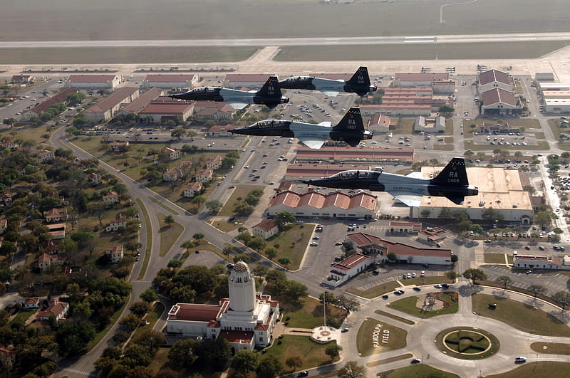 t-38 talons, aircraft, fly, airplanes, city, graphy, military, planes, fast, HD wallpaper