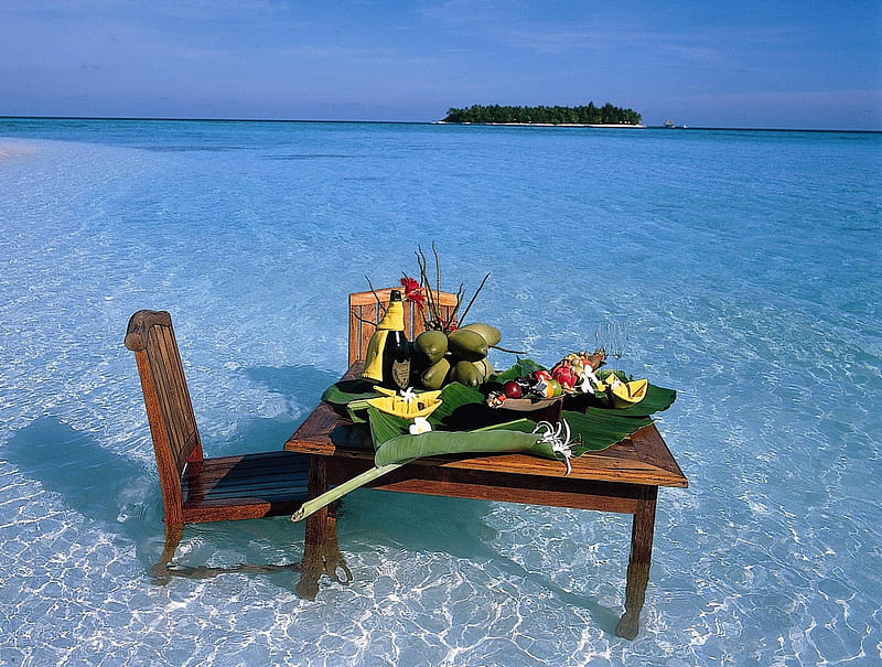 Table Picnic in the Sea, dinner, eat, picnic, sea, fruit, lagoon, lunch, chair, blue, table, exotic, islands, food, ocean, breakfast, paradise, dine, island, tropical, HD wallpaper