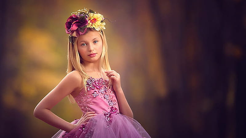 Beautiful Cute Little Girl Is Wearing Light Purple Stone Dress And Wreath Standing In Blur Background Cute, HD wallpaper