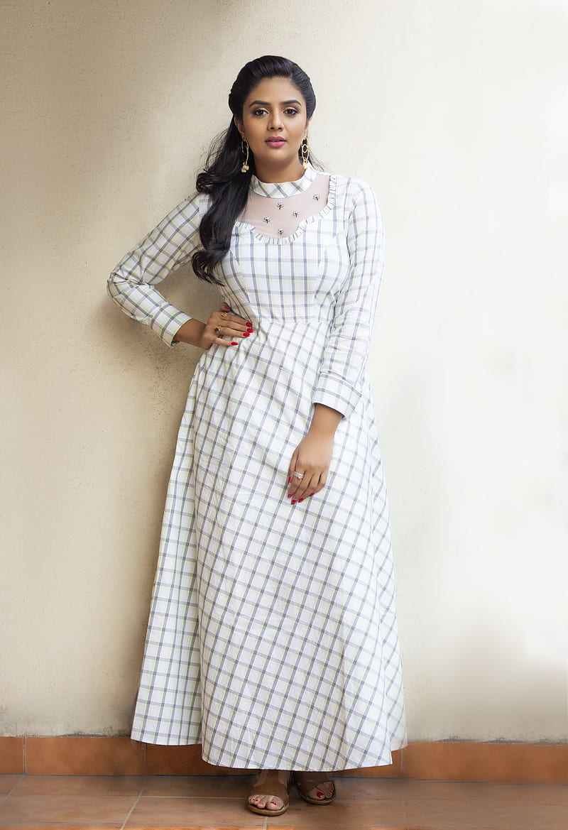 Srimukhi, actress, HD phone wallpaper | Peakpx