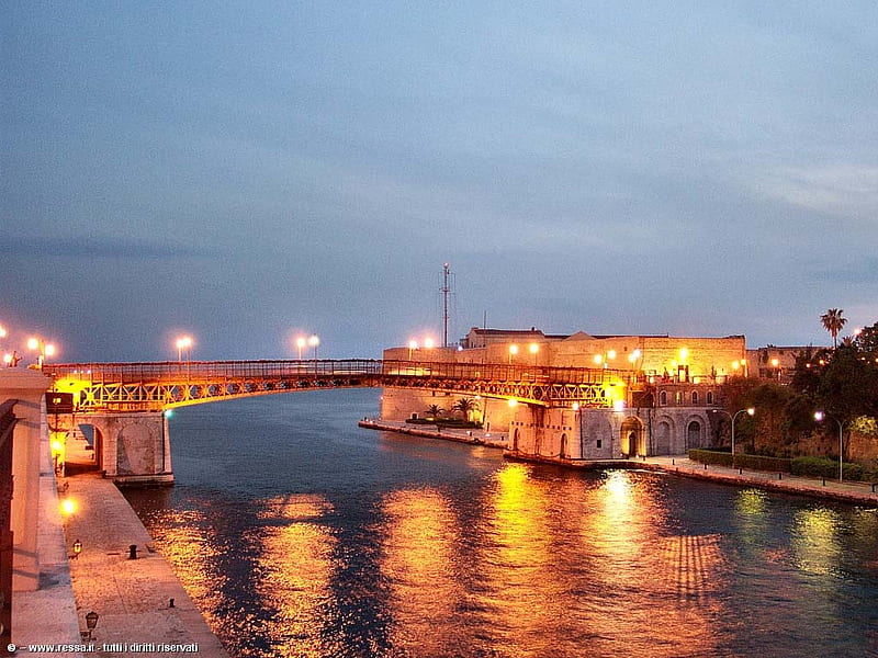 Taranto Bridge, Puglia, Italy, water, refelection, bridge, sky, lights, HD wallpaper