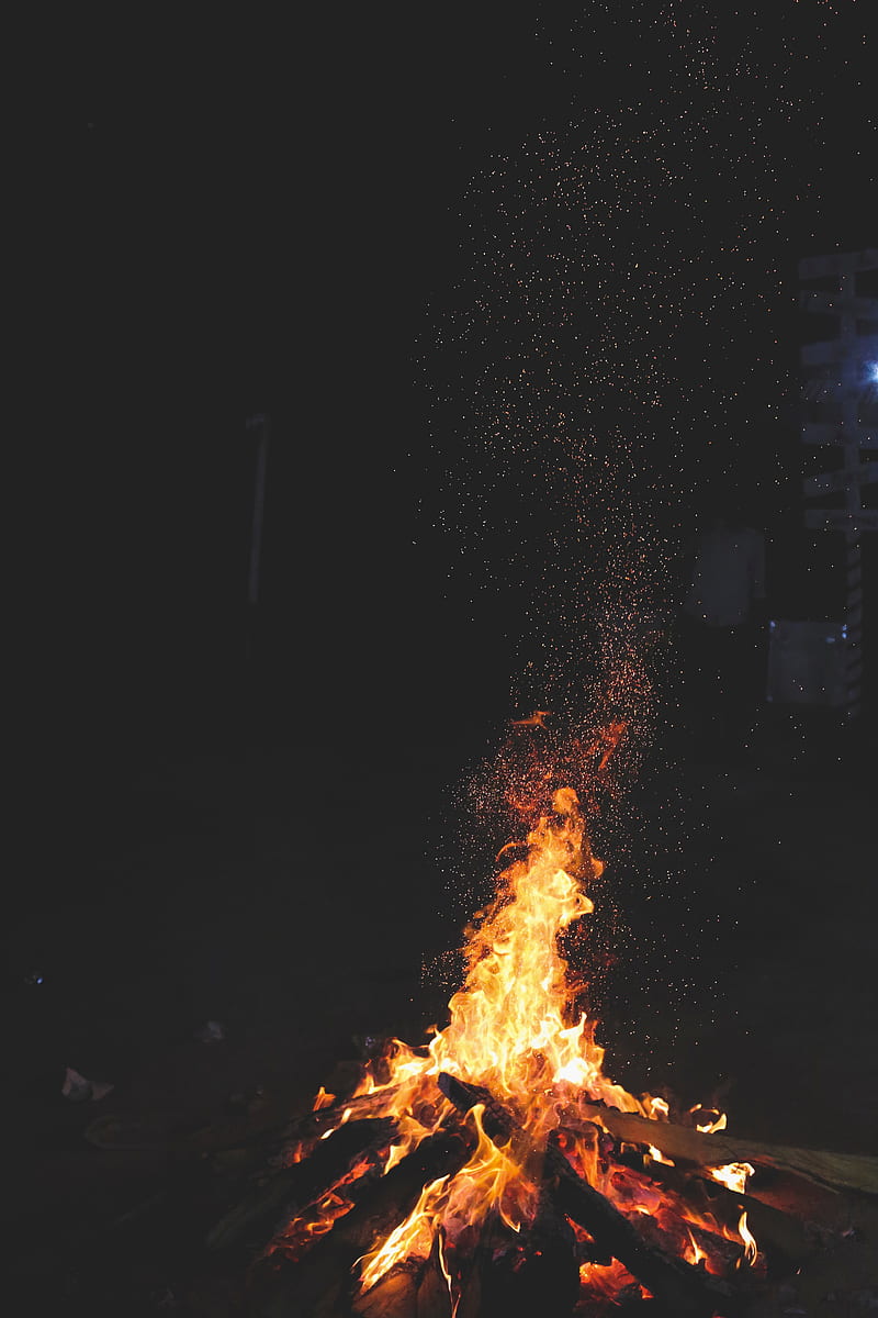 bonfire, fire, sparks, night, dark, HD phone wallpaper