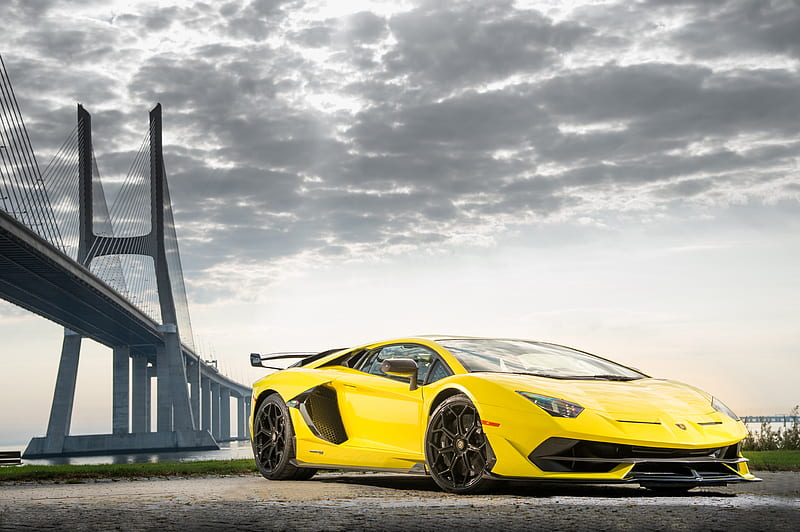 Yellow Lamborghini Sports Wallpaper Download | MobCup