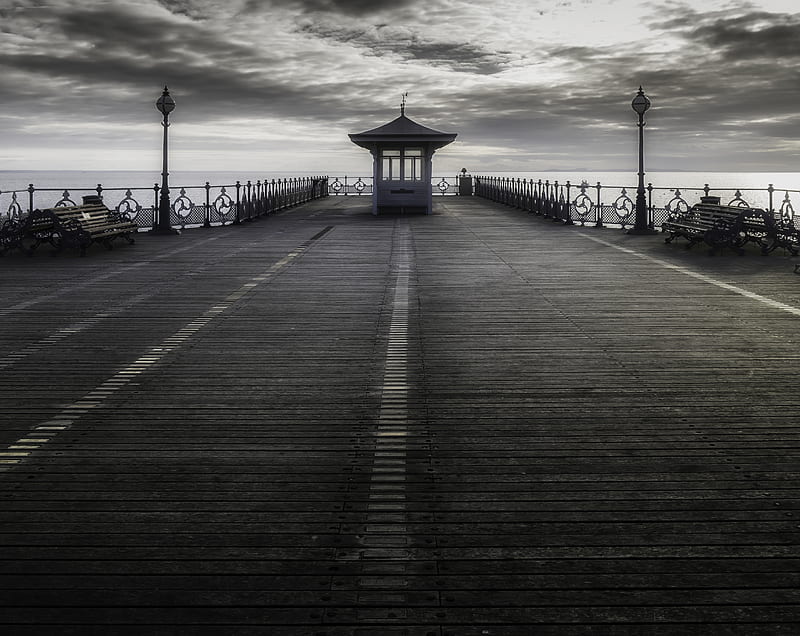 Swanage Pier Tourist attraction in England Ultra, Europe, United Kingdom, Pier, Morning, graphy, England, dorset, Monochrome, blackandwhite, Swanage, HD wallpaper