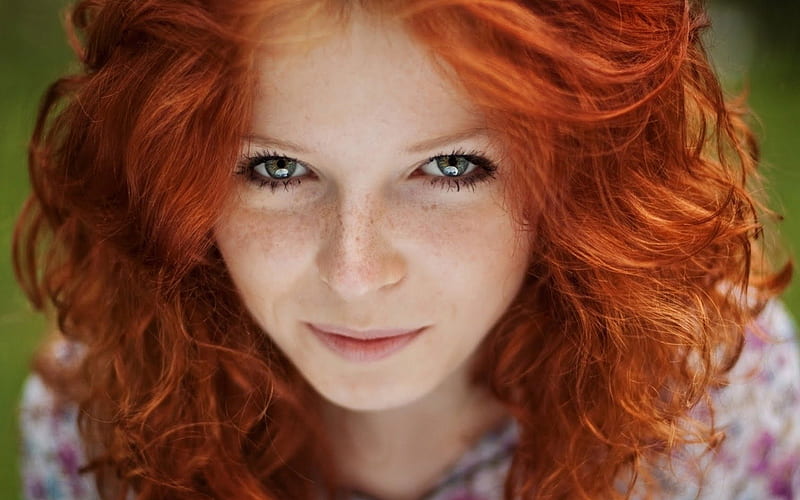 Irish Face, red, irish, female, ginger, bonito, smile, hair, girl, people, beauty, color, face, eyes, HD wallpaper