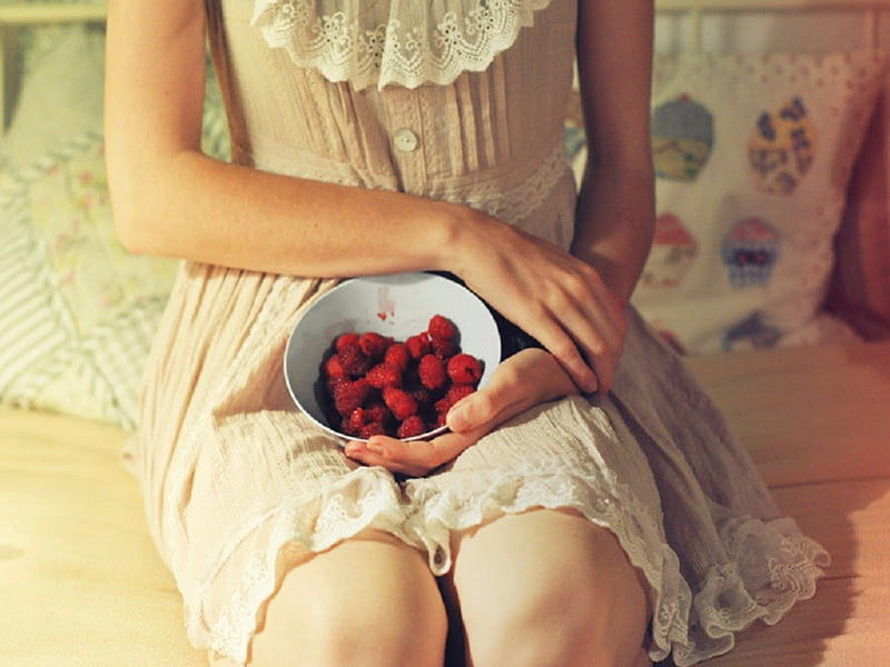 Cranberries, berries, pillows, women, bowl, HD wallpaper