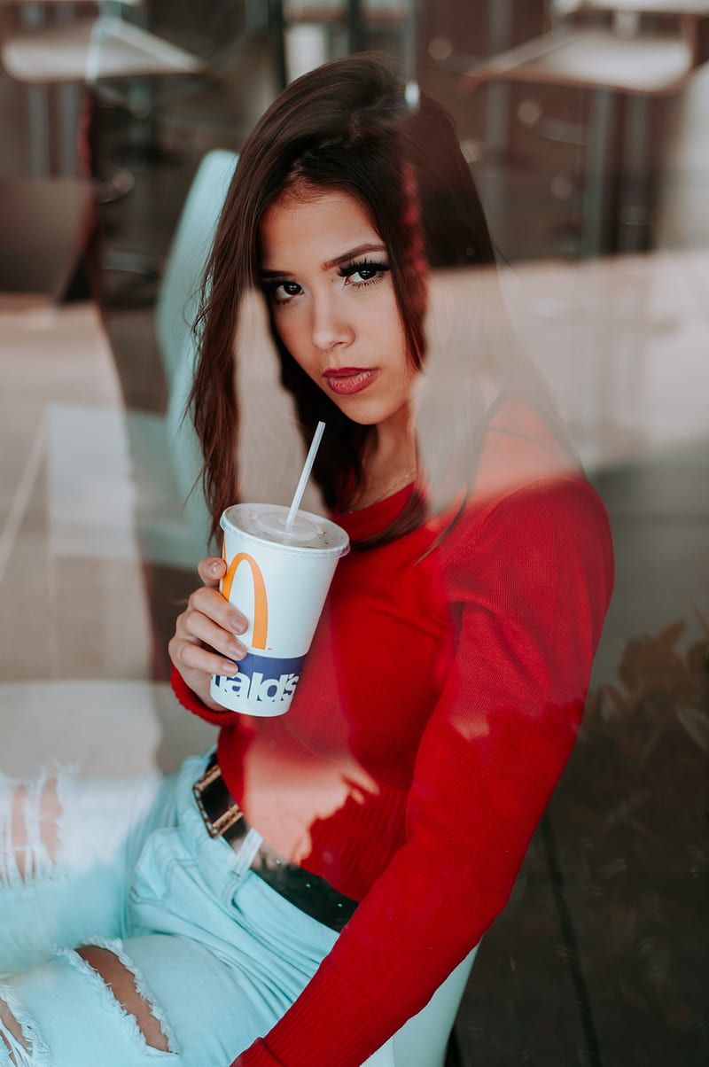 woman, mcdonalds, fashion, looking at viewer, model, jeans, Girls, HD phone wallpaper