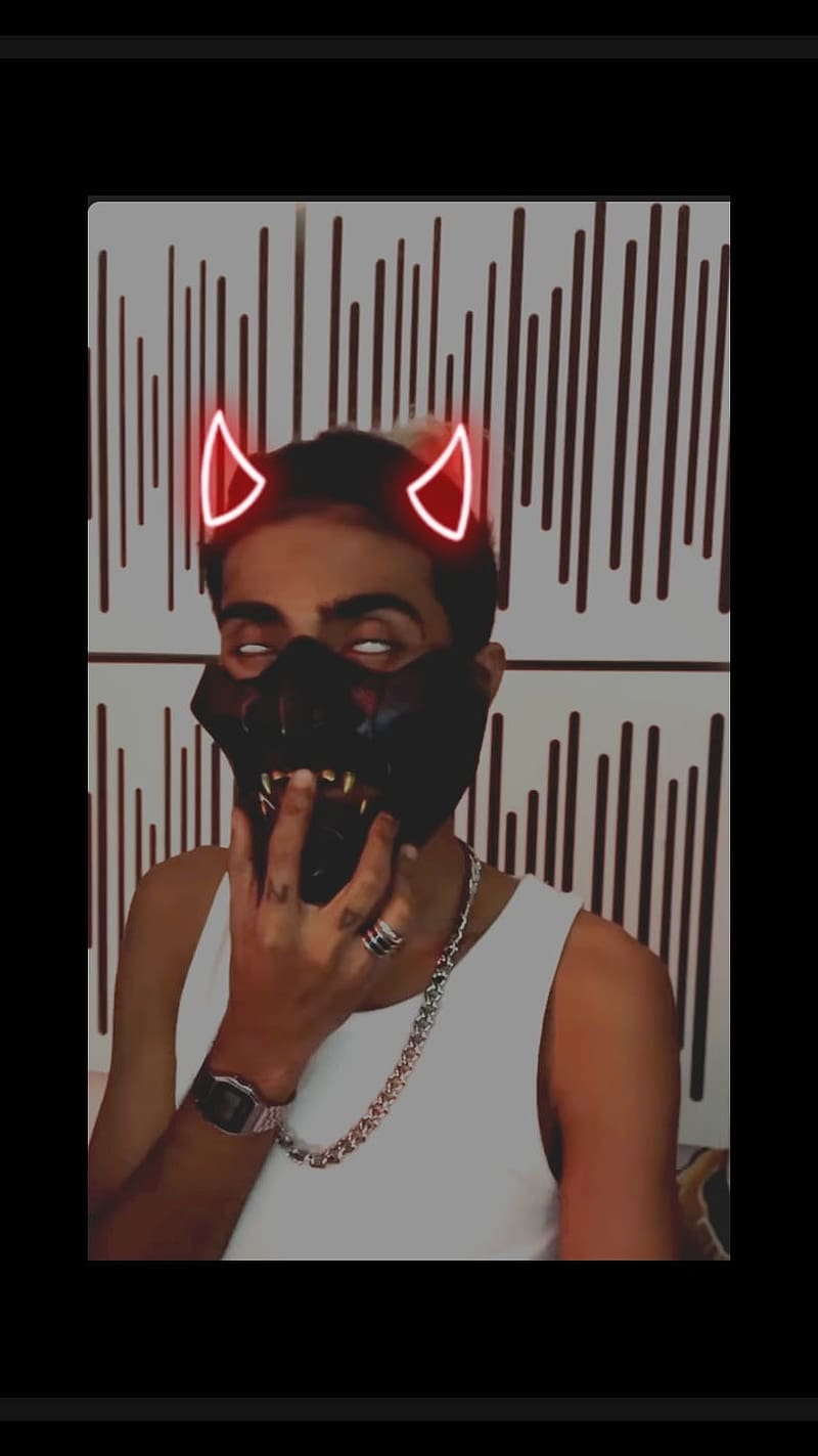 Mc Stan In Devil Mask, mc stan, devil pose, rapper, hip hop, music, mask, HD phone wallpaper