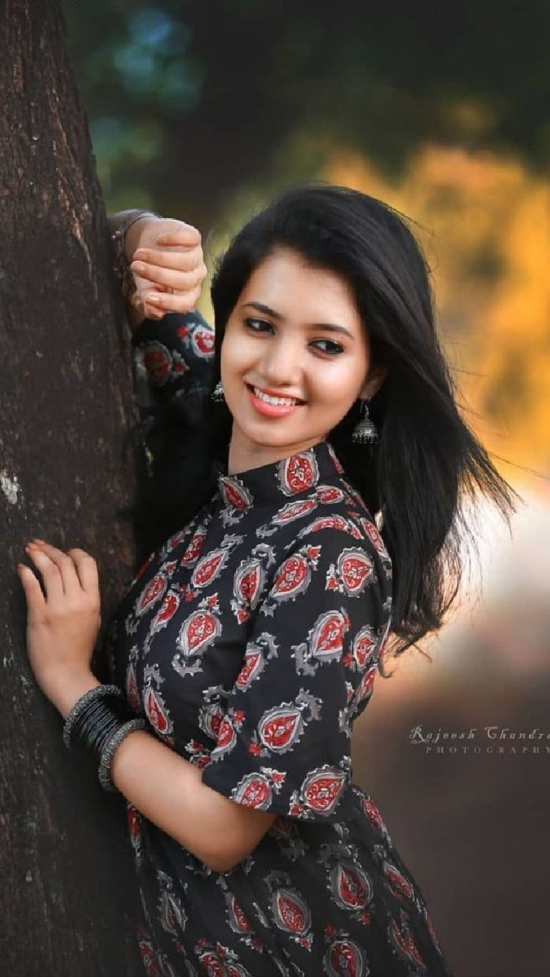 Beauty , actress, girl, malayalam, meenakshi laxman, HD phone wallpaper