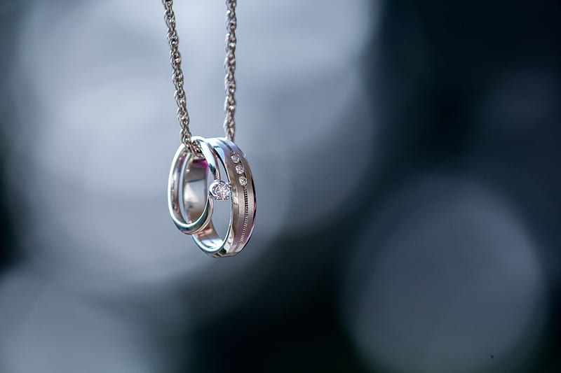 silver-colored ring pendant, HD wallpaper