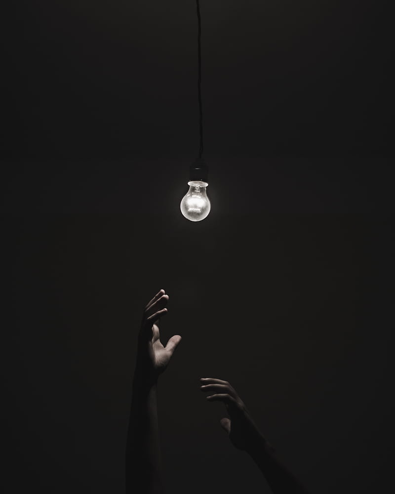 light bulb, hands, dark, lighting, HD phone wallpaper