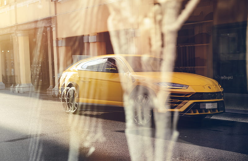 Yellow Lamborghini Urus 2019 , lamborghini-urus, lamborghini, 2019-cars, suv, carros, behance, HD wallpaper