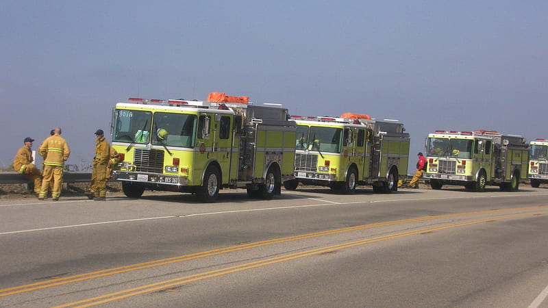 Springs Fire in Southern California, Malibu, Firetrucks, California, PCH1, Firemen, Fire, Springs, HD wallpaper