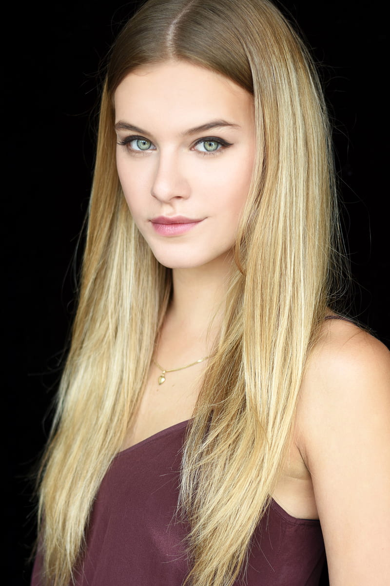 Tiera Skovbye, actress, women, blonde, simple background, black background, long hair, HD phone wallpaper