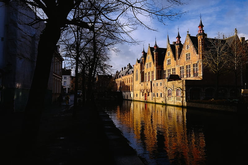 Old buildings at the canal, Water, Buildings, Trees, Sun, Houses, Old, Canal, HD wallpaper