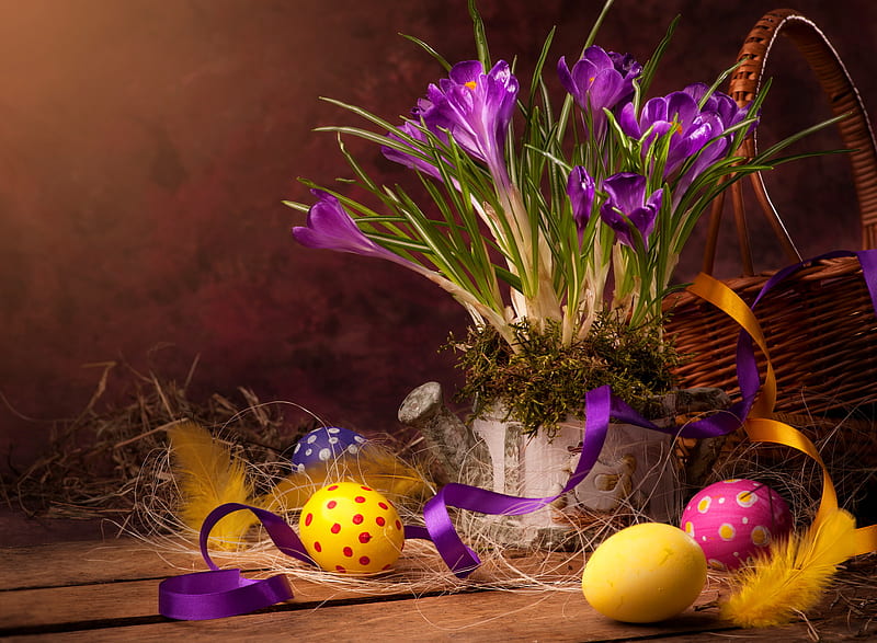 Easter Decor, crocus, decoration, egg, flowers, holiday, yellow, HD wallpaper