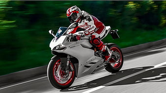 2014 Ducati 899 Panigale Review  YouTube