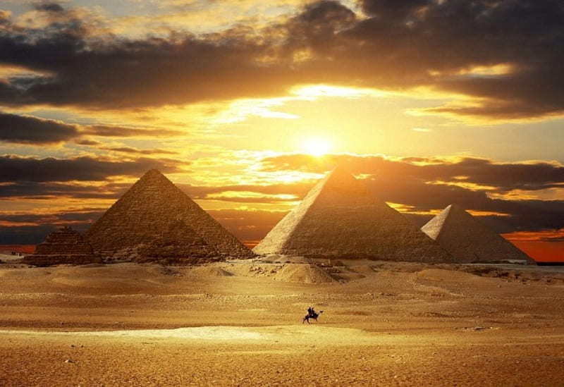 PIRAMIDES EGYTO POR DO SOL, maravilhosa, sol, piramides, paisagem, camelo, HD wallpaper