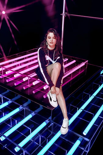 Selena Gomez Beautiful 2020, HD phone wallpaper