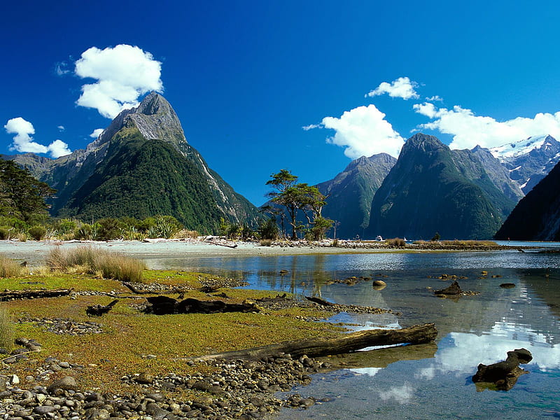 Mitre Peak~Milford Sound~New Zealand pebbles, bonito, trees, clouds, lake, new zealand, stones, sand, water, snow, mountians, peak, foilage, nature, HD wallpaper