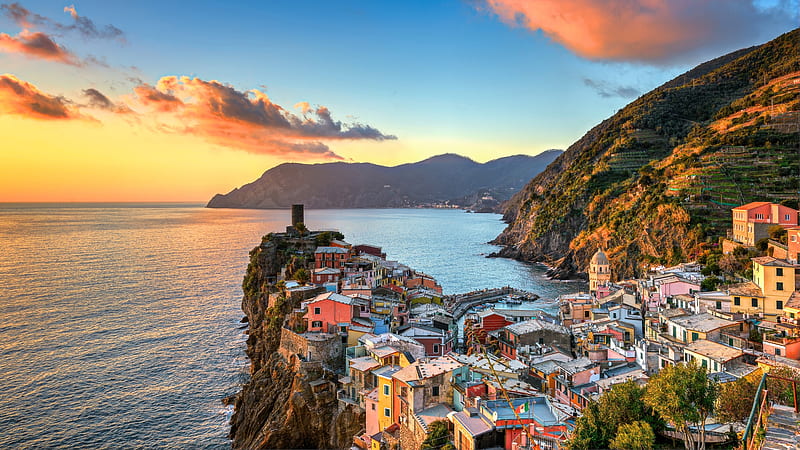 City of Vernazza in Italy, houses, sky, clouds, sea, city, mountains, vernazza, nature, italy, HD wallpaper