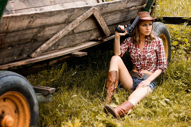 ~Cowgirl~, handgun, cowgirl, boots, wheels, hat, brunette, revolver, gun, wagon, HD wallpaper