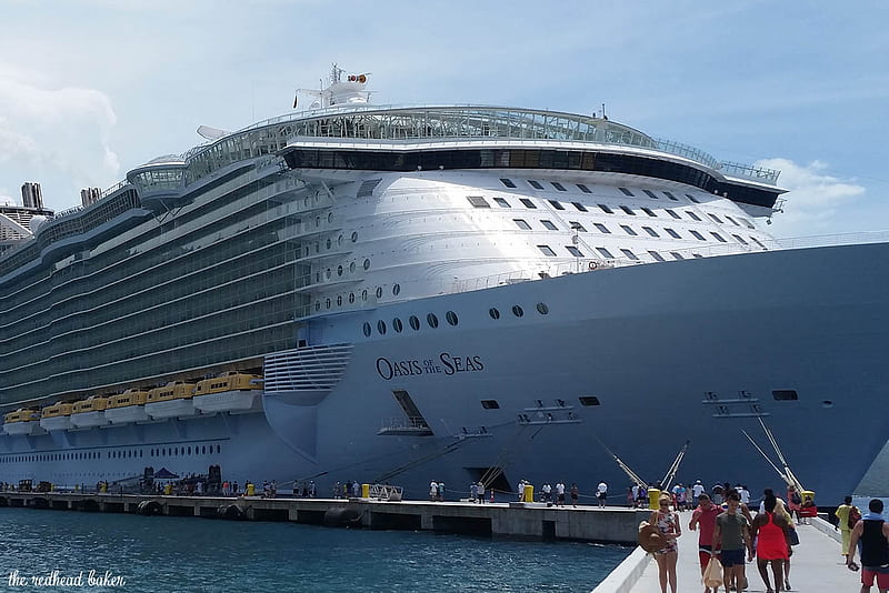 Royal Caribbean Oasis of the Seas Review by The Redhead Baker, HD wallpaper