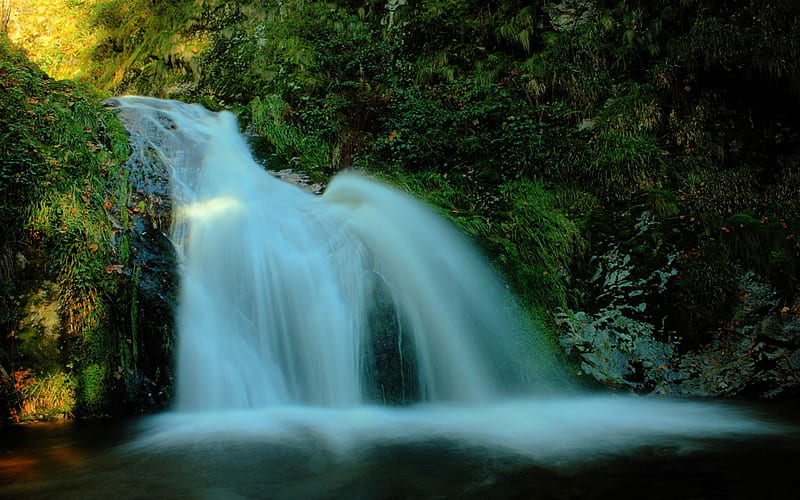 natural waterfalls -The worlds most beautiful waterfall landscape, HD wallpaper