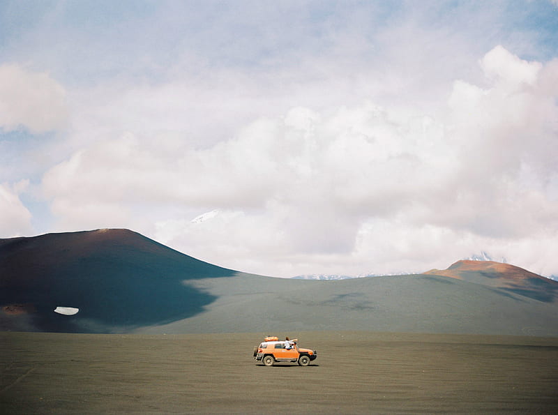 Orange Vehicle on Brown Sand, HD wallpaper