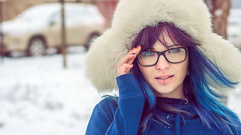 Beauty, model, glasses, woman, winter, hat, girl, hand, face, white, fur, blue, HD wallpaper
