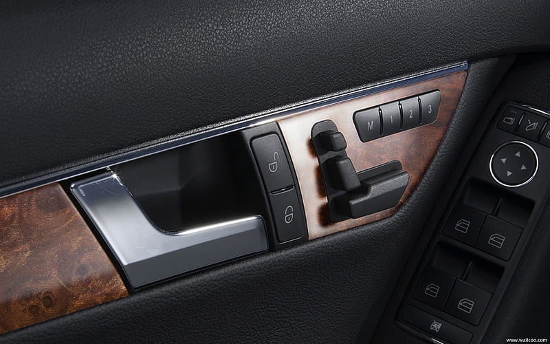 memory components of the door panel-Mercedes Benz C Class 2011, HD wallpaper