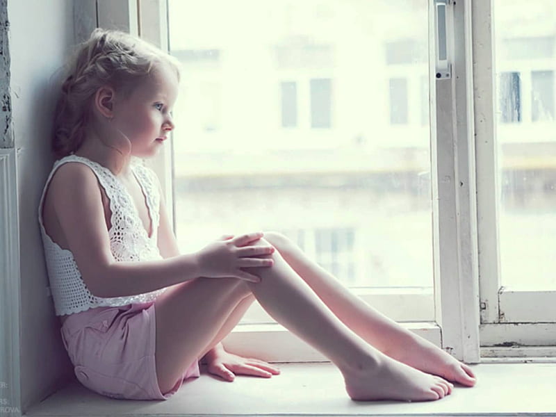 Little girl, graphy, people, hand, beauty, room, child, face, pink, bonny, Belle, leg, lovely, window, comely, lying, pure, blonde, baby, sit, cute, girl, feet, barefoot, childhood, white, pretty, adorable, sweet, sightly, nice, Hair, little, Nexus, bonito, dainty, kid, fair, princess, HD wallpaper