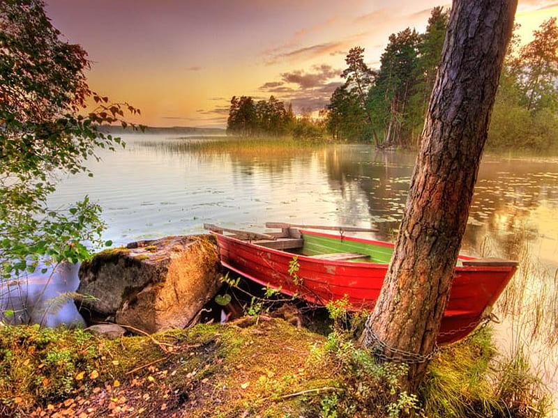 Beautiful Place, Grass, Bonito, Clouds, Boats, Boat, Splendor, Green