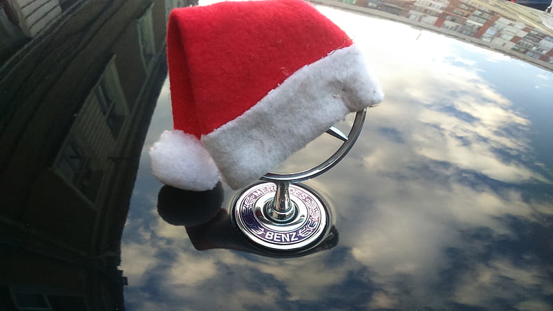 mercedes santa hat