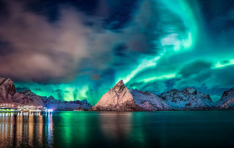 Aurora Reflection Over Mountains, aurora, nature, mountains, reflection, HD wallpaper