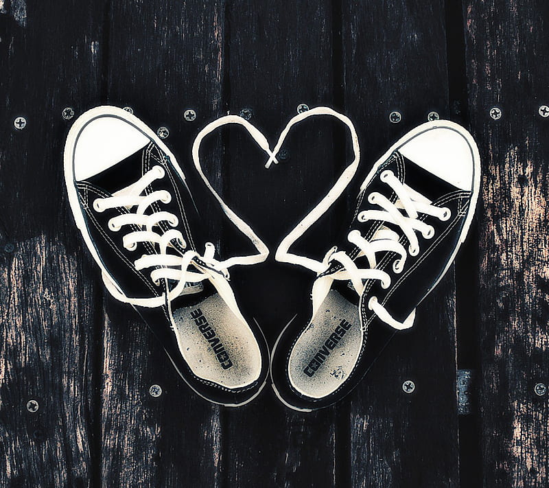 Converse Love, chuck taylor, chucks, heart, lace up, shoe, HD wallpaper