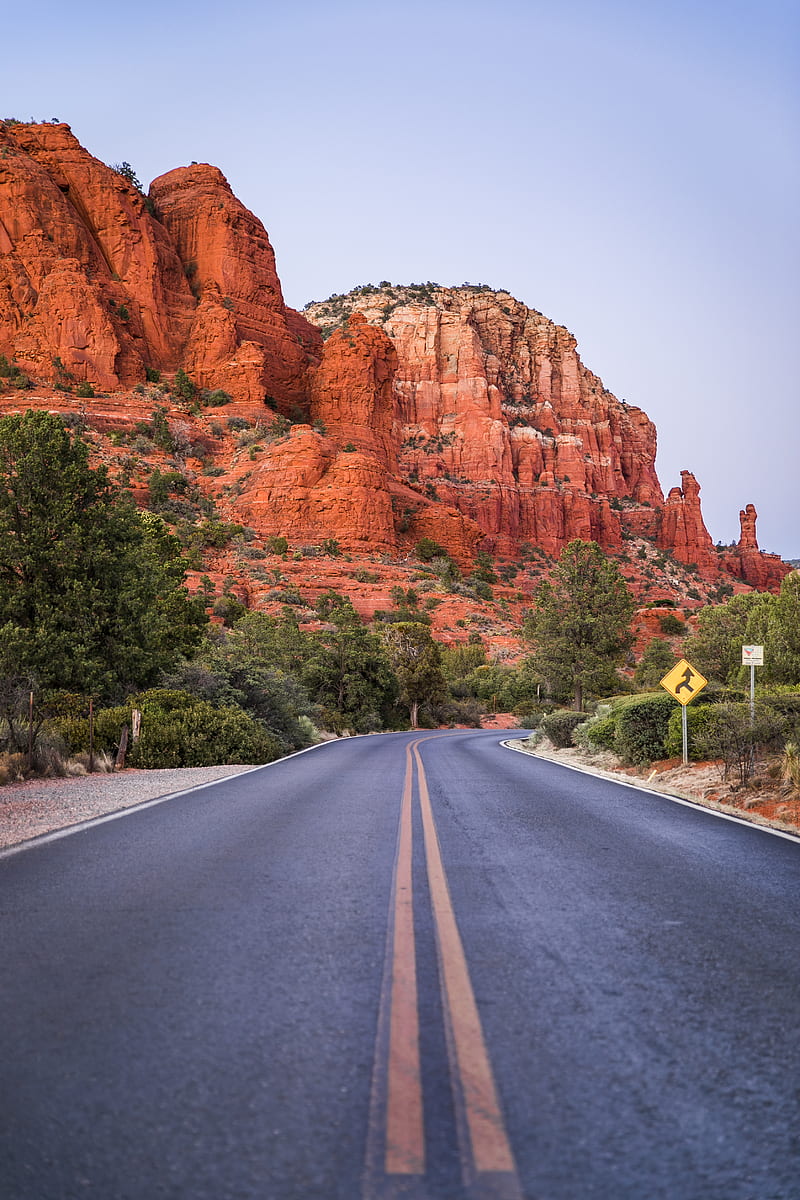 Road leading to red mountain, HD phone wallpaper | Peakpx