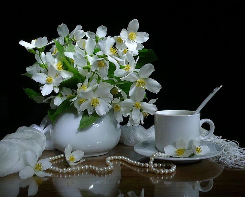 Still life, white flowers, necklace, cloth, vase, bonito, jewelry, tenderness, cup, flowers, plate, beauty, pearls, harmony, HD wallpaper