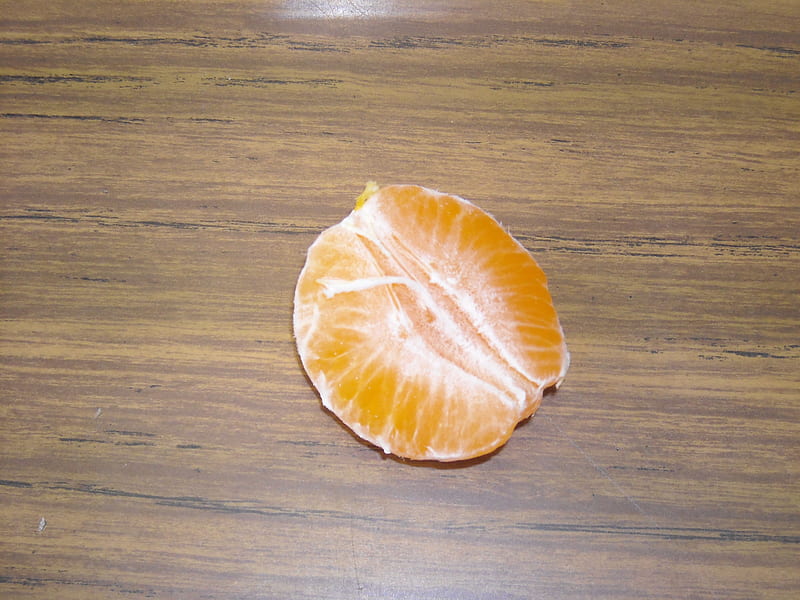 orange on a table, mandarin, table, tangerine, orange, abstract, eat, fruit, graphy, random, wood, HD wallpaper