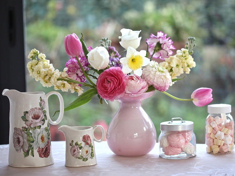 A GIFT FOR Flutterby1948, windows, sweets, bouquets, vases, crockery, marshmallows, table setting, meringues, HD wallpaper