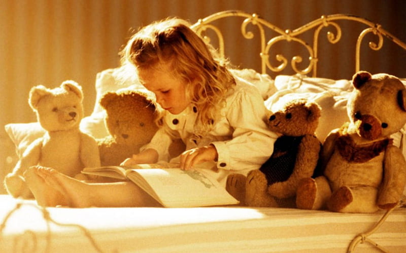 BED TIME STORY, teddybears, girl, book, story, bed, HD wallpaper