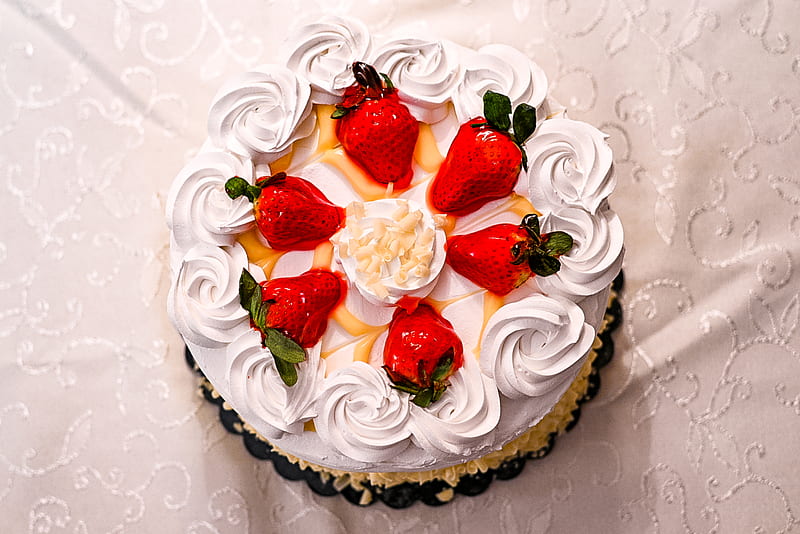 cake, cream, strawberry, dessert, HD wallpaper