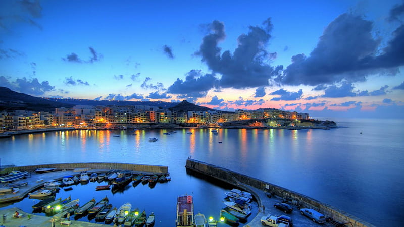 city harbor in valletta malta at dusk, city, boats, dusk, wharf, lights, harbor, HD wallpaper