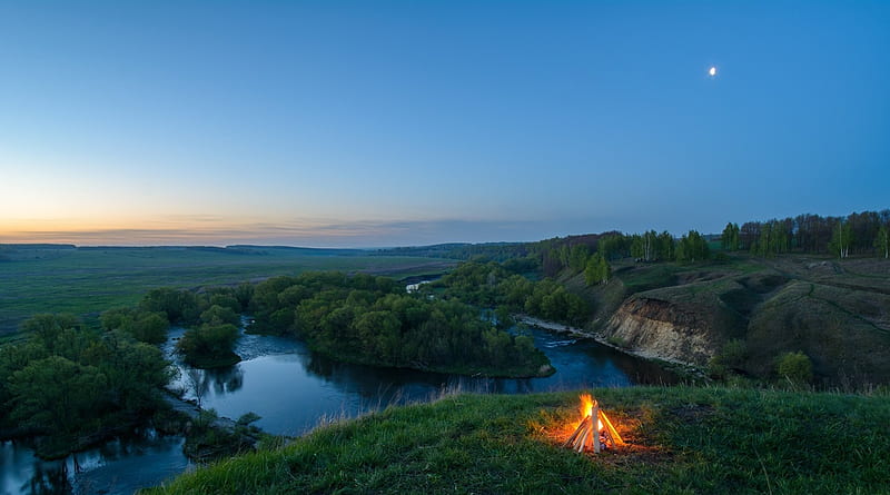 campfire in the early morning, grass, view, campfire, river, morning, hill, HD wallpaper