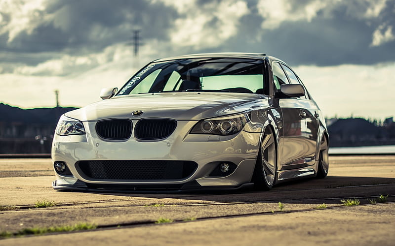 tuning, BMW M5, E60, low rider, e60, stance, parking, german cars, BMW, HD wallpaper