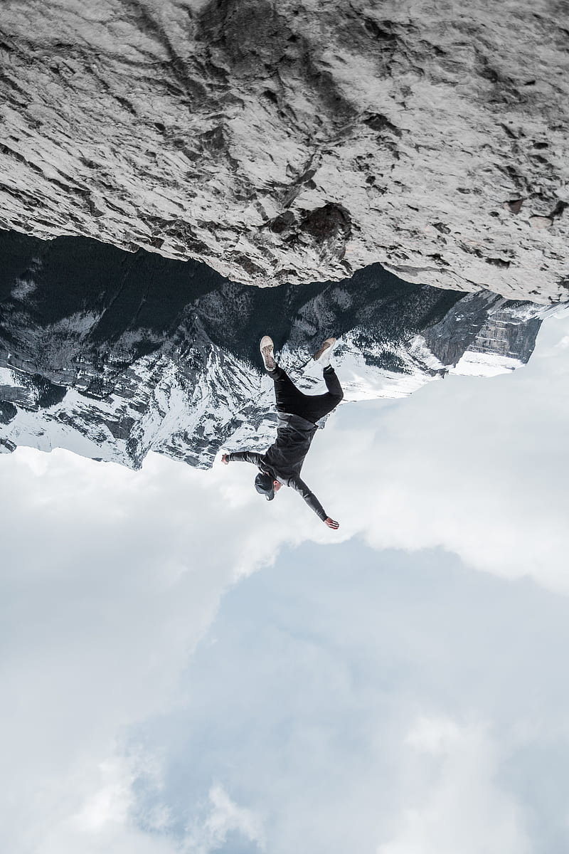 man, mountains, jump, fall, illusion, HD phone wallpaper